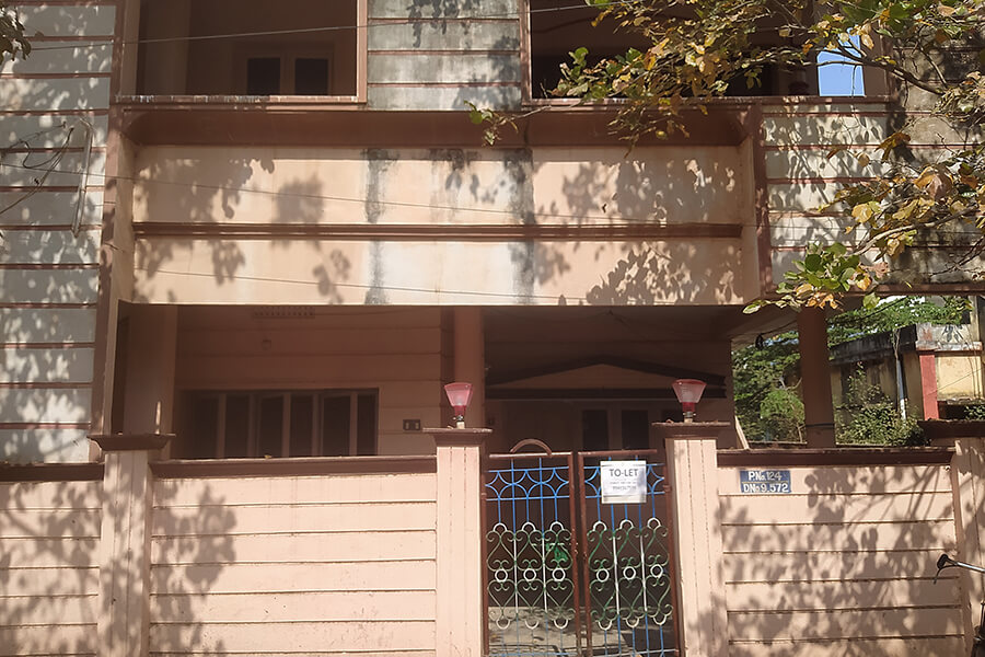 rent for first floor north face in ramanayyapeta kakinada